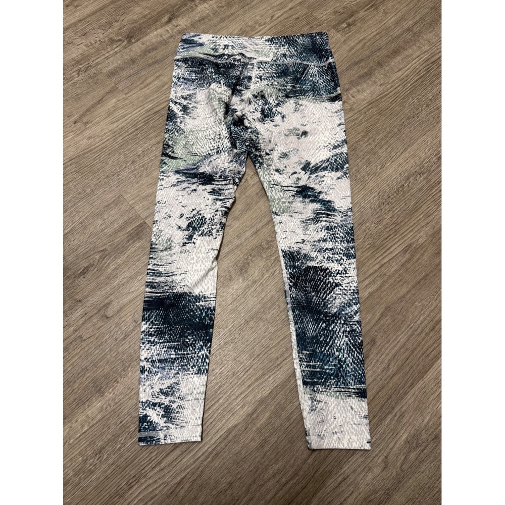 Fabletics Womens Blue White Snakeskin Fossil Powerhold Print Leggings Sz S - Picture 7 of 7